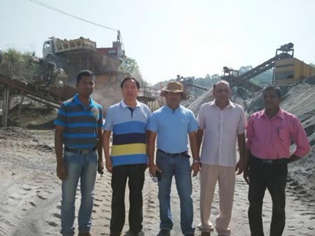 1300-2000t/h石灰?guī)r顎式破碎機市場價多少錢一臺