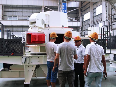 100-200t/h風(fēng)化砂制砂機(jī)選用什么型號(hào)合適，報(bào)價(jià)多少