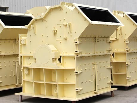 請問1200×1200型號(hào)細(xì)碎機(jī)怎么賣，處理風(fēng)化巖用