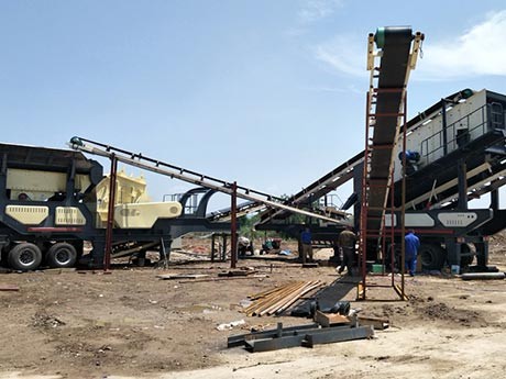 8小時(shí)破碎3000噸青石，車載移動(dòng)碎石機(jī)實(shí)力不凡