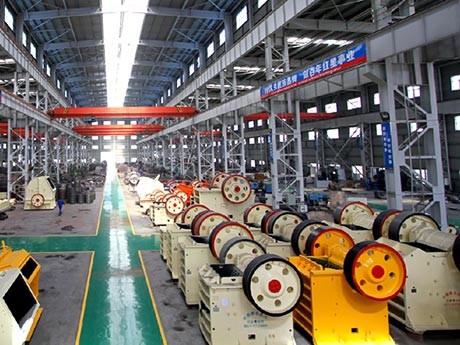 打石粉機(jī)器有哪些？（內(nèi)有打石粉機(jī)器現(xiàn)場(chǎng)視頻）