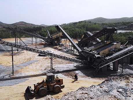 碎石機(jī)械設(shè)備一套有哪些，價(jià)格如何