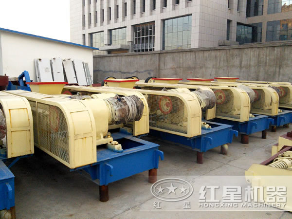 對輥破碎機(jī)廠家