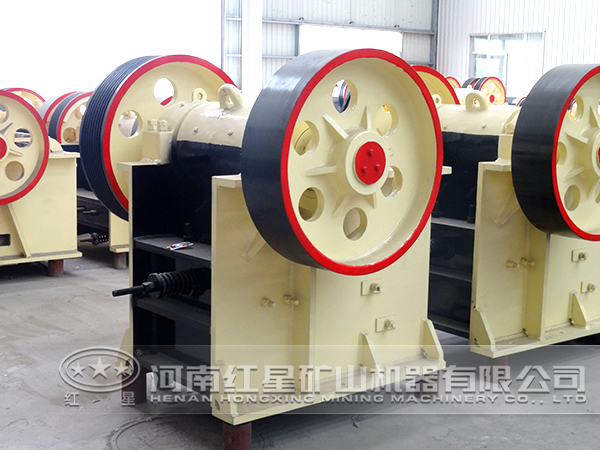 紅土鎳礦破碎機設(shè)備
