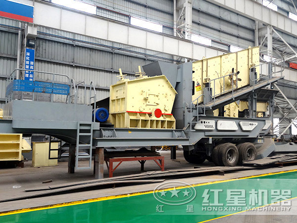 建筑垃圾破碎機(jī)現(xiàn)場