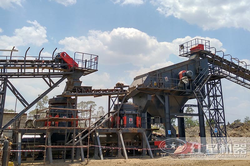 圓錐破碎機(jī)工作現(xiàn)場(chǎng)圖片