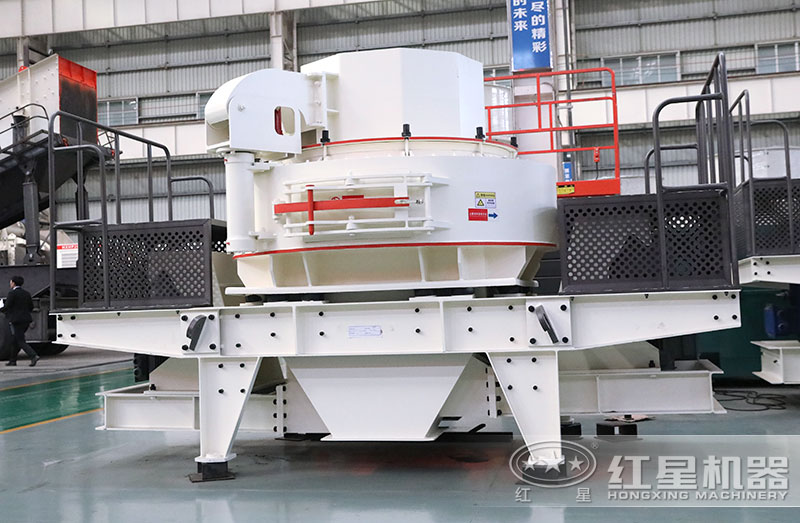 這款是VSI制砂機(jī)，產(chǎn)量40-650噸/時(shí)