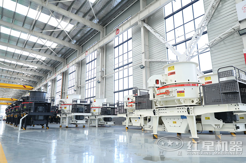 時(shí)產(chǎn)300噸制砂機(jī)型號規(guī)格_多少錢一臺(tái)？