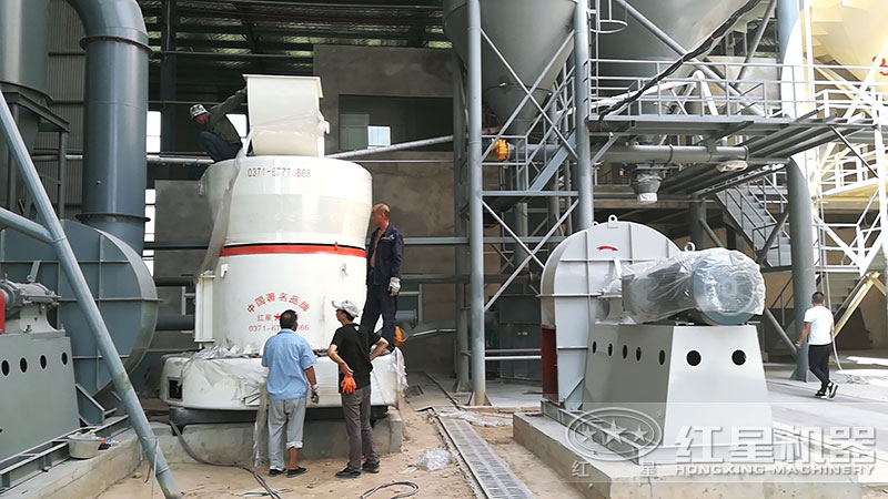 原料大，帶有破碎機(jī)的石頭磨粉生產(chǎn)線