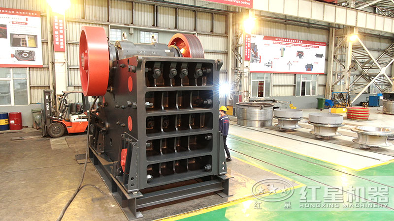 1200x1500顎式破碎機