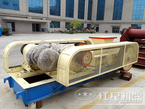 如何設計雙齒輥破碎機分離收集裝置的主要參數(shù)？