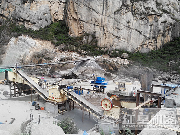 制砂機(jī)生產(chǎn)現(xiàn)場圖