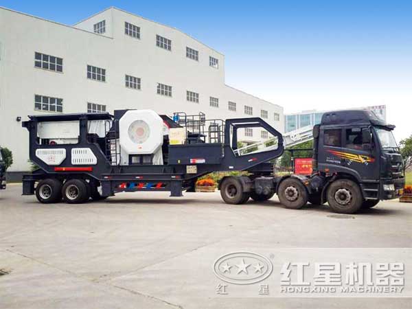 車載移動(dòng)破碎機(jī)高清大圖