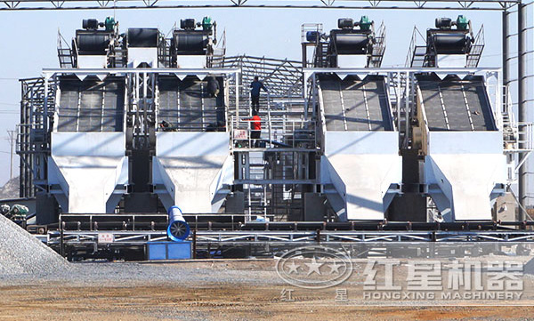 砂石生產(chǎn)線現(xiàn)場(chǎng)