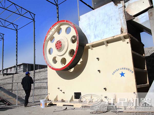 操作簡(jiǎn)便、易維修的46鄂破現(xiàn)場(chǎng)