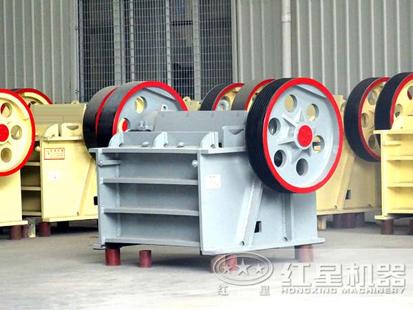 PEX顎式破碎機(jī)車間實(shí)拍