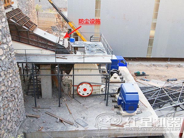 錘頭破碎機現(xiàn)場