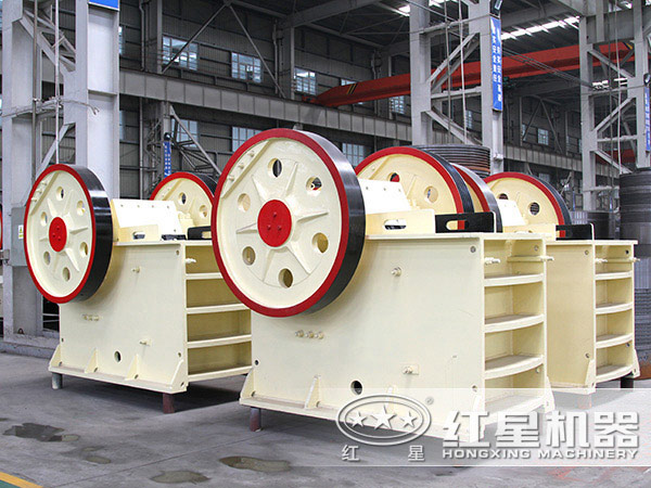 顎式破碎機(jī)車間