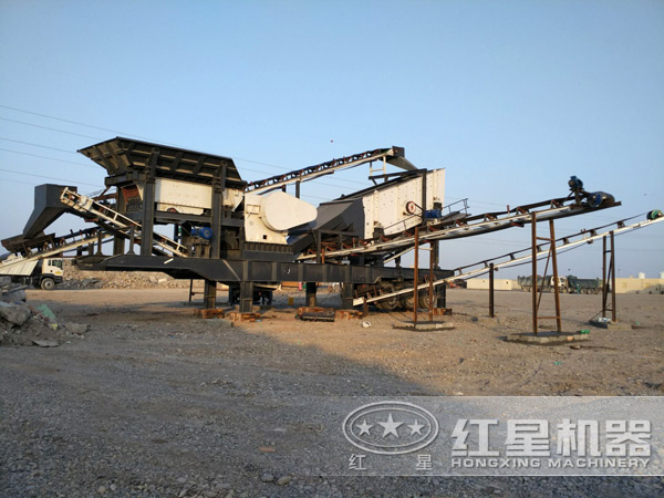 全自動(dòng)石英砂生產(chǎn)現(xiàn)場(chǎng)