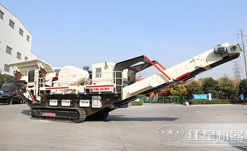 移動(dòng)式粉碎石頭的機(jī)器