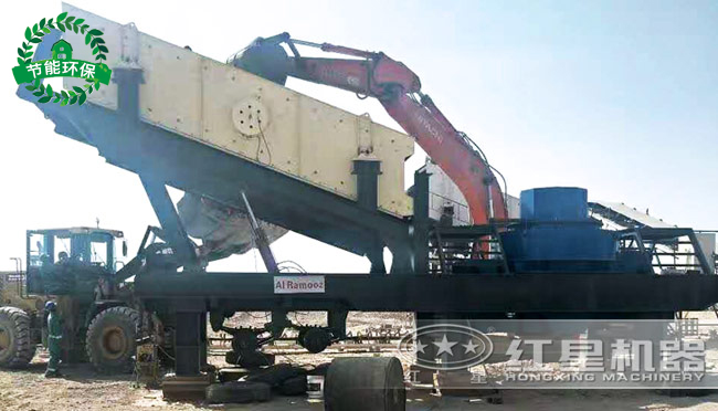 移動(dòng)制砂機(jī)工作現(xiàn)場(chǎng)