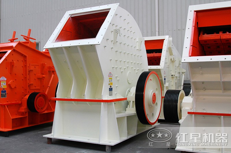 錘式破碎機(jī) 一次成型 特點(diǎn)突出