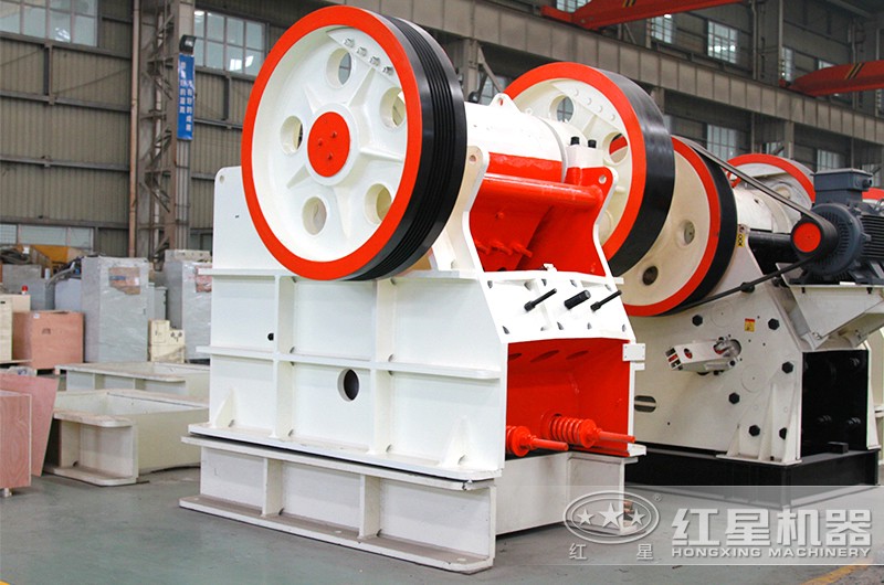 顎式破碎機(jī)車(chē)間