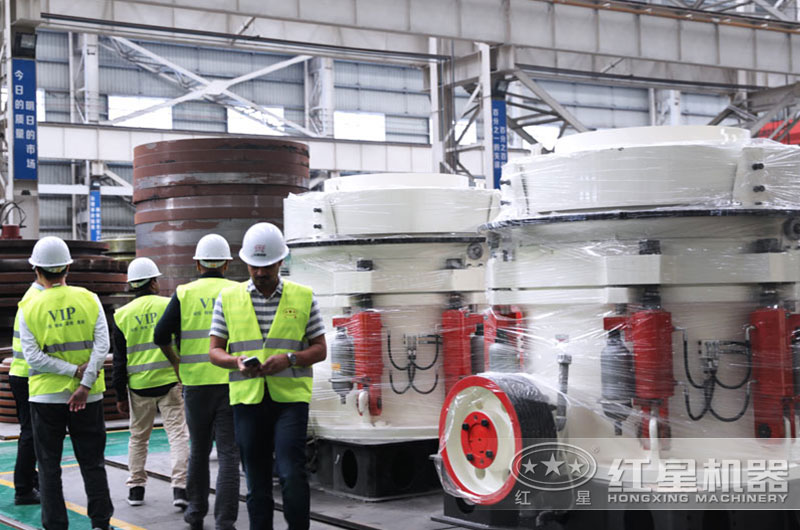 鵝卵石圓錐破碎機(jī)