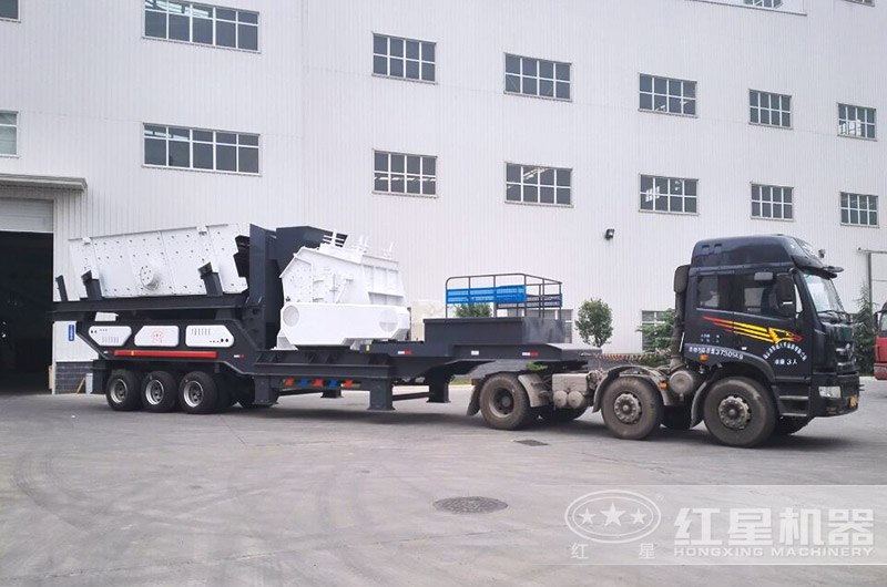 輪胎移動反擊破發(fā)貨現(xiàn)場