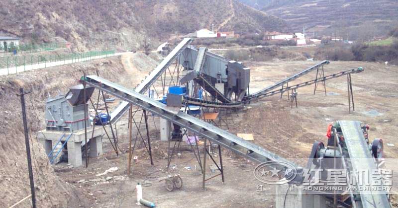 長治煤矸石制砂客戶現(xiàn)場剛安裝時(shí)的現(xiàn)場長治煤矸石制砂客戶現(xiàn)場剛安裝完成時(shí)的現(xiàn)場