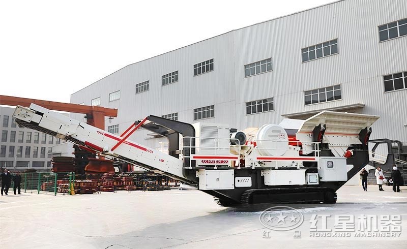履帶式車載移動(dòng)石子破碎機(jī)