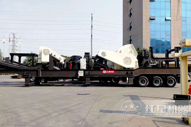 重型錘破與圓錐破結(jié)合組成的四合一移動破