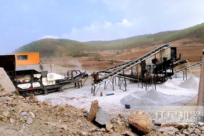 方案一經(jīng)過改進(jìn)后的移動(dòng)作業(yè)設(shè)備