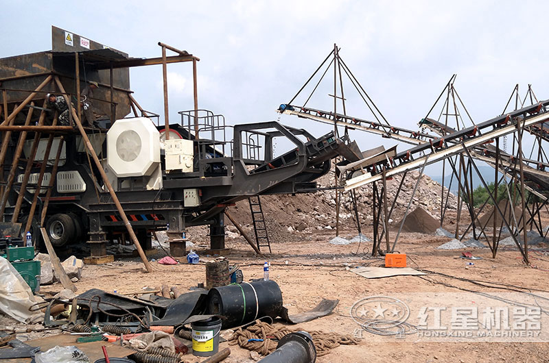 小型移動顎式破碎機(jī)需求量倍增