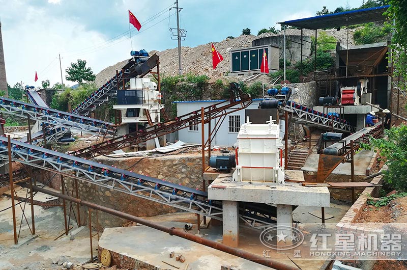 哪廠生產(chǎn)破碎生產(chǎn)線新型設(shè)備好？-紅星機(jī)器更值得推薦