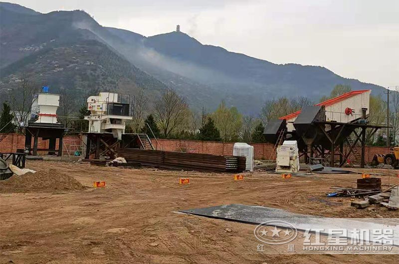 石頭變沙子生產(chǎn)線設(shè)備怎么配更好，專業(yè)設(shè)計團(tuán)隊(duì)為您支招