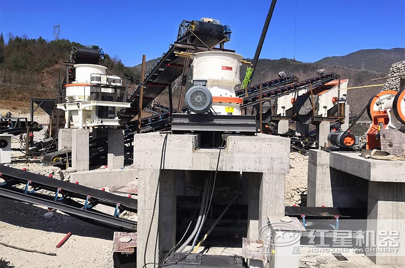 一小時(shí)150噸打沙生產(chǎn)線需要哪些設(shè)備（需要具體的方案）