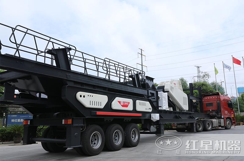 【真實(shí)反饋】移動破碎機(jī)生產(chǎn)線開工一個月，優(yōu)點(diǎn)槽點(diǎn)大盤點(diǎn)