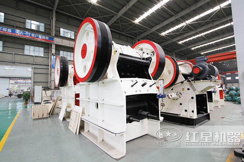 1200x1500鄂破機(jī)產(chǎn)量多少？多少錢一臺？