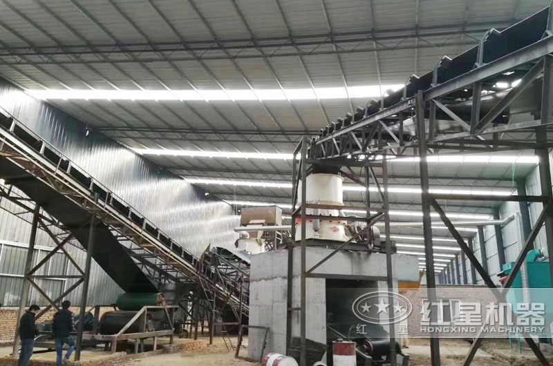 新型圓錐破碎機(jī)生產(chǎn)線現(xiàn)場