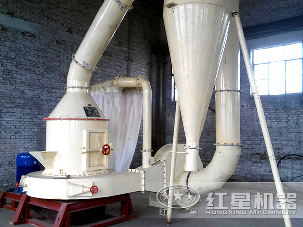 雷蒙磨粉機(jī)現(xiàn)場(chǎng)圖