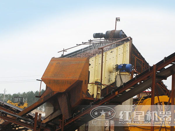 篩分現(xiàn)場(chǎng)